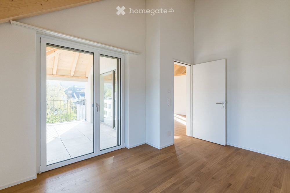 attraktive 4½-Zimmer-Wohnung mit Galerie Erstbezug - Bild 7