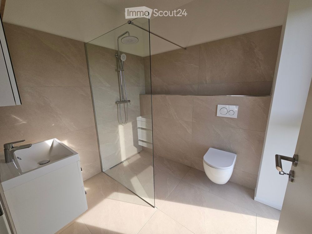 Exklusives, modernes Wohnen mit Seeblick, Erstvermietung, Hausteil - Bild 12