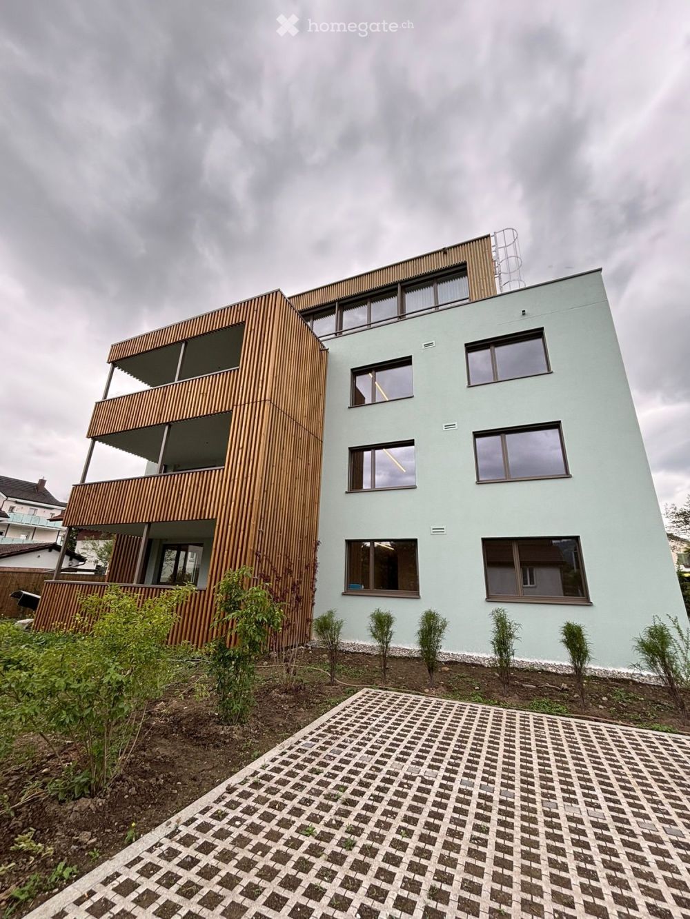 Moderne 4.5-Zimmer-Neubau-Wohnung in Seenähe - Bild 1