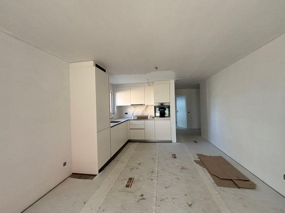 Moderni appartamenti di 2.5 locali con grande giardino in prima locazione a Cadenazzo - Bild 2