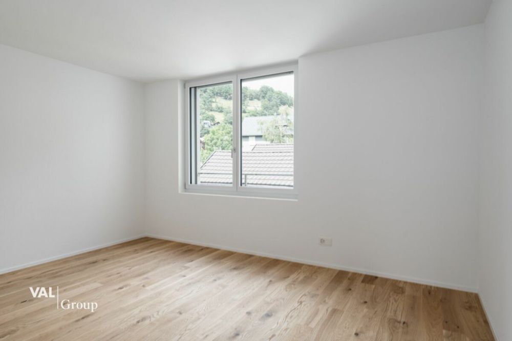 Moderne, lichtdurchflutete 4.5-Zimmerwohnung in attraktiver, ruhiger Lage - Bild 1