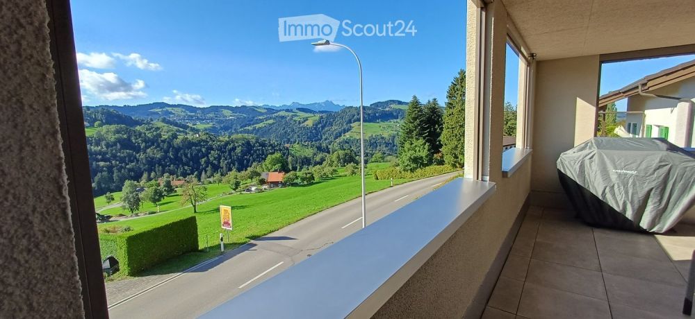 Moderne 3.5-Zimmer-Neubauwohnung mit wunderbarer Aussicht in Eggersriet - Bild 4