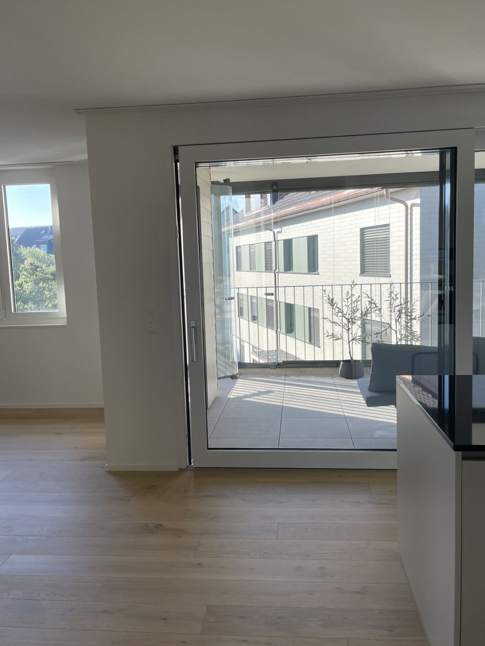 2.5 Zimmer Wohnung Neubau i.d. charmanten Steuer Gemeinde Bottighofen - Bild 3