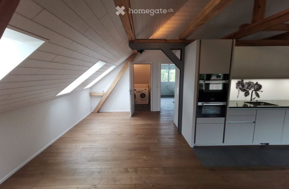 Kernsanierte Loftwohnung im Dachgeschoss - Bild 2