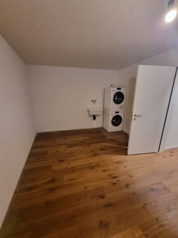 Moderne 4.5-Zimmer-Duplex-Wohnung mit Seeblick in Walchwil - Bild 8