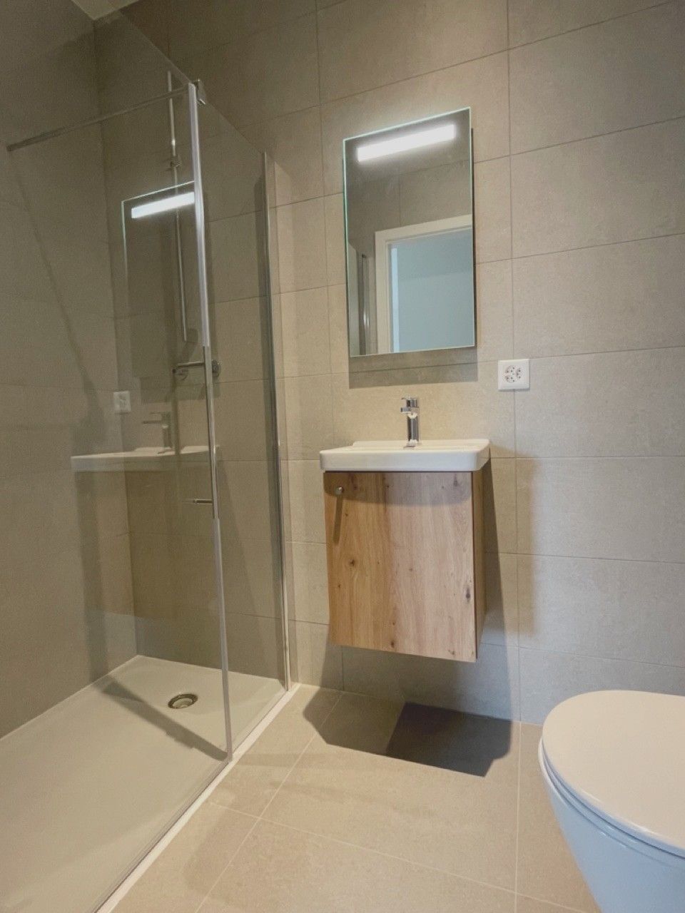 Rez de chaussée avec jardin privatif - Appartement 4 pièces - image - 4