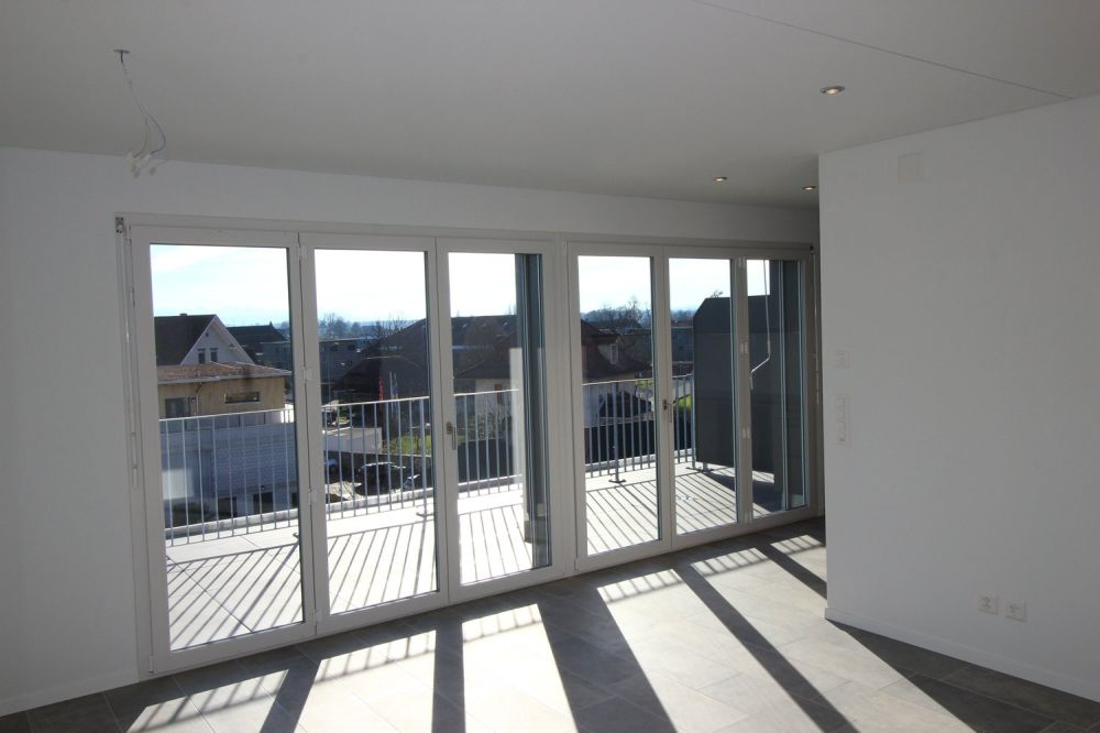 Erstbezug! Moderne 3.5-Zimmer-Attika-Wohnung – ab 01.10.2026 verfügbar - Bild 8
