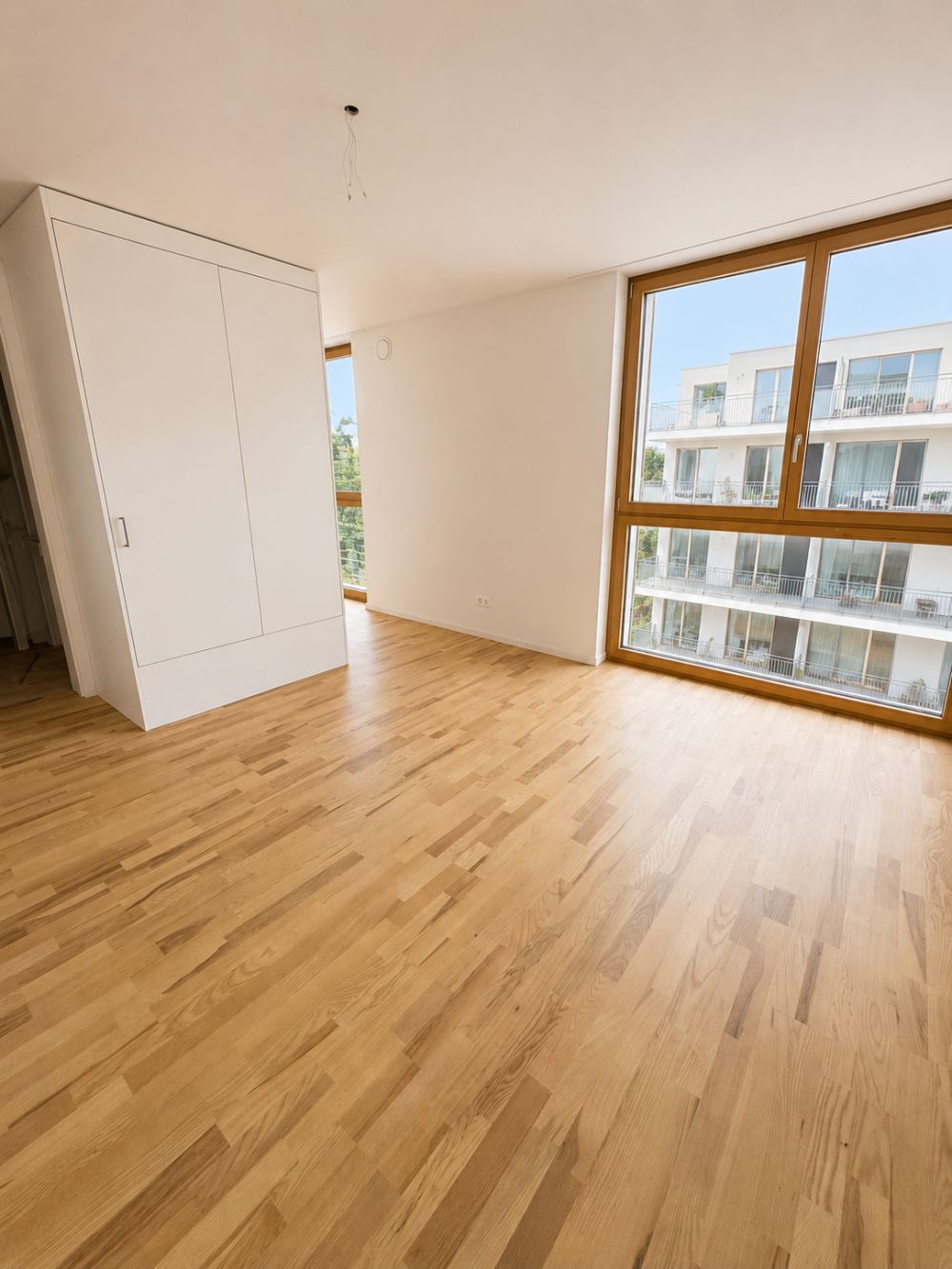 Modernes Studio im Neubau - Bild 5