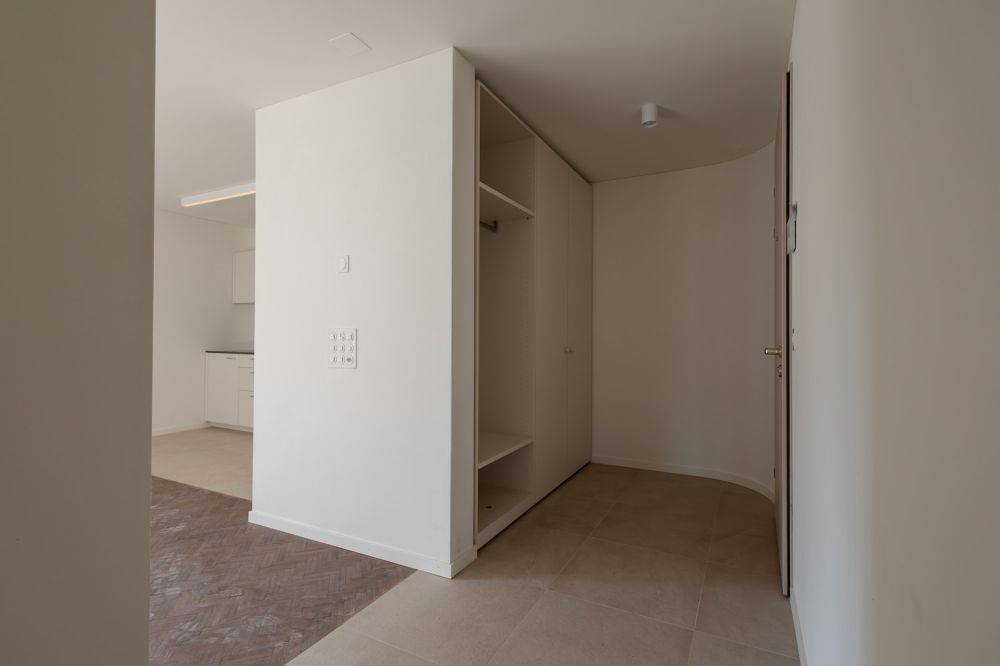 Exklusive 3.5 Zimmerwohnung (100m²) mit 43m² Aussenfläche nahe Zürich - Bild 8