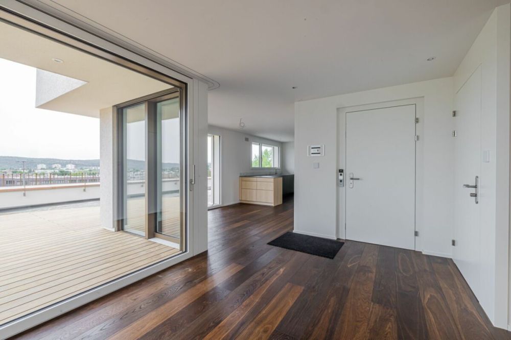 Exklusive 3.5-Zimmer-Neubau-Attikawohnung im Erstbezug - Wohnen wie in den Ferien - Bild 1