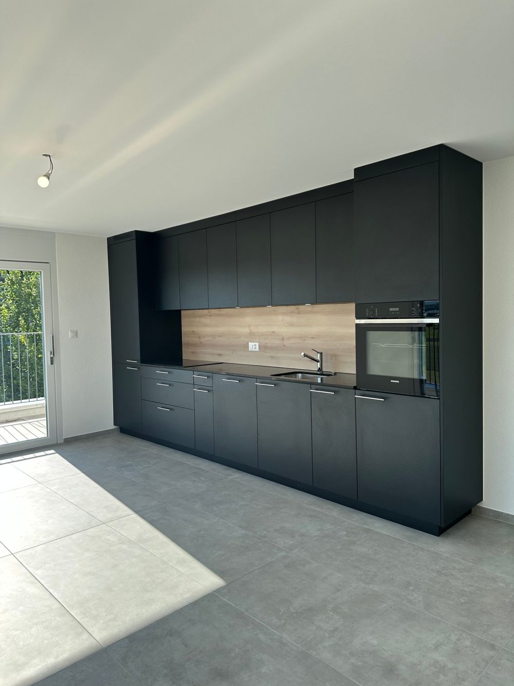 Exklusives Attika-Wohnerlebnis – direkter Liftzugang, spektakuläre Aussicht und grosszügige Terrasse - Bild 6