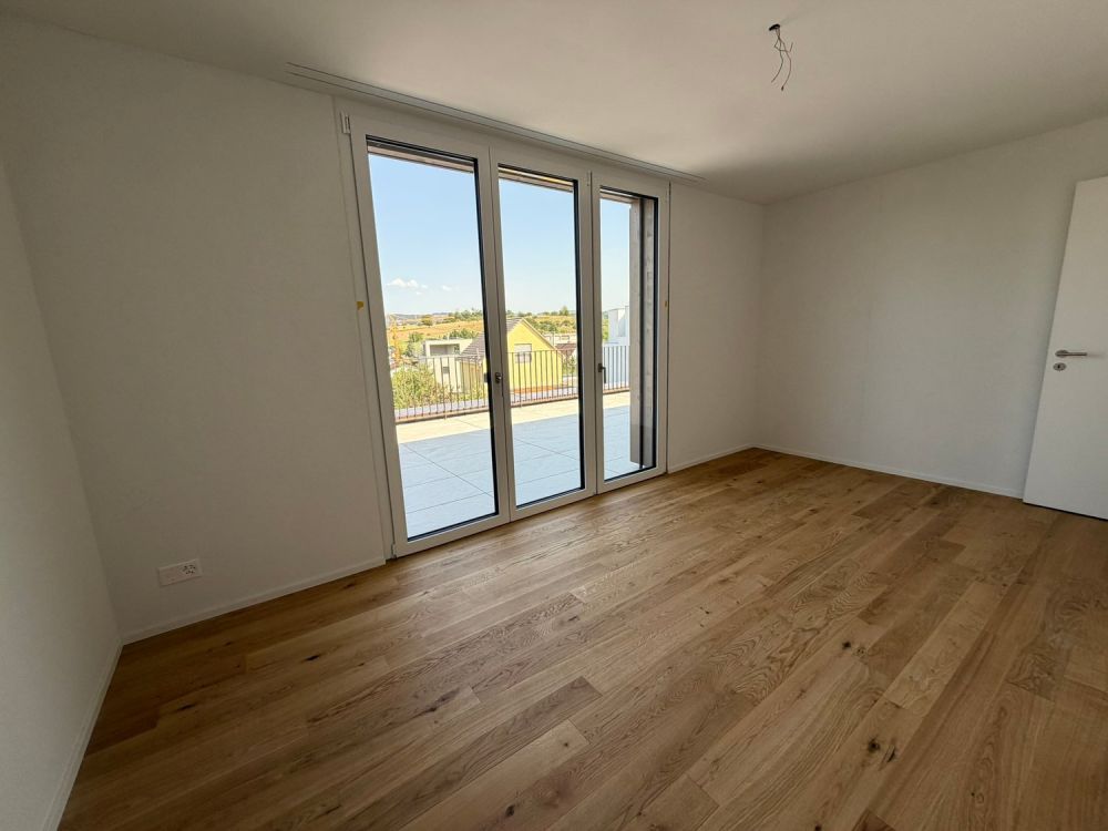 Moderne 2.5-Zimmer-Attikawohnung im Neubau mit grosszügiger Terrasse - Bild 8