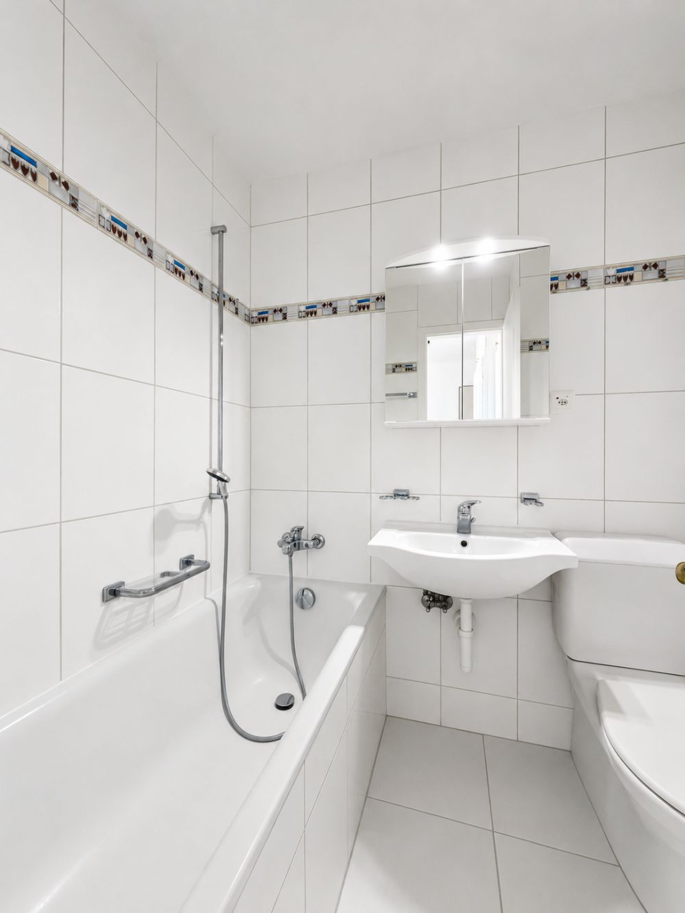 ERSTVERMIETUNG NACH SANIERUNG | 3.5-Zimmer-Wohnung an zentraler Lage - Bild 7