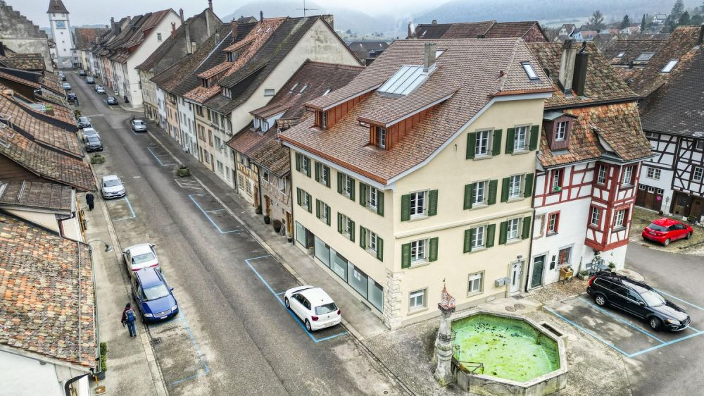 Erstbezug nach Kernsanierung: ruhige 2.5 Zimmerwohnung in Neunkirch - Bild 9