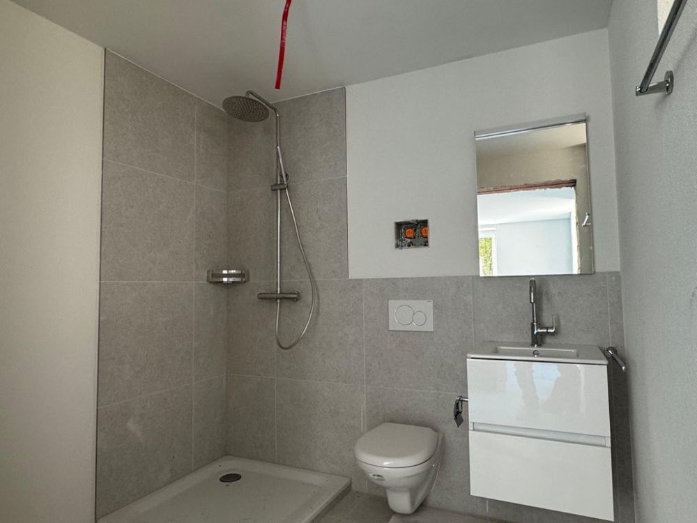 Erstvermietung 2 Zimmerwohnung mit Sitzplatz - Bild 3