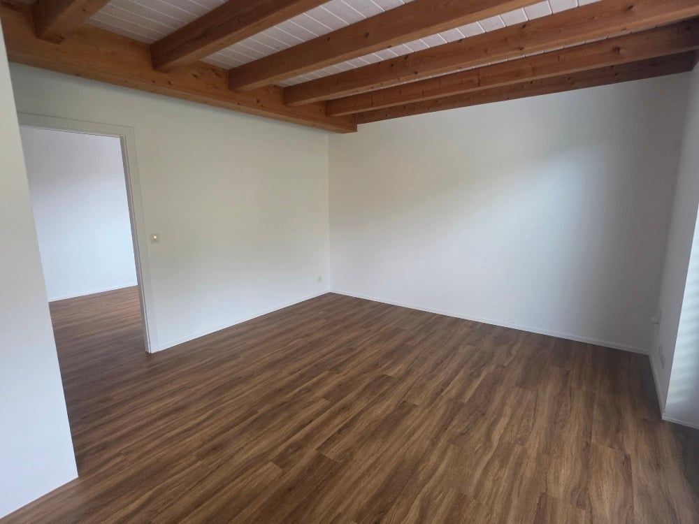 Luxuriöse 2.5 -Zimmerwohnung im EG am Nelkenring 2 - Bild 8
