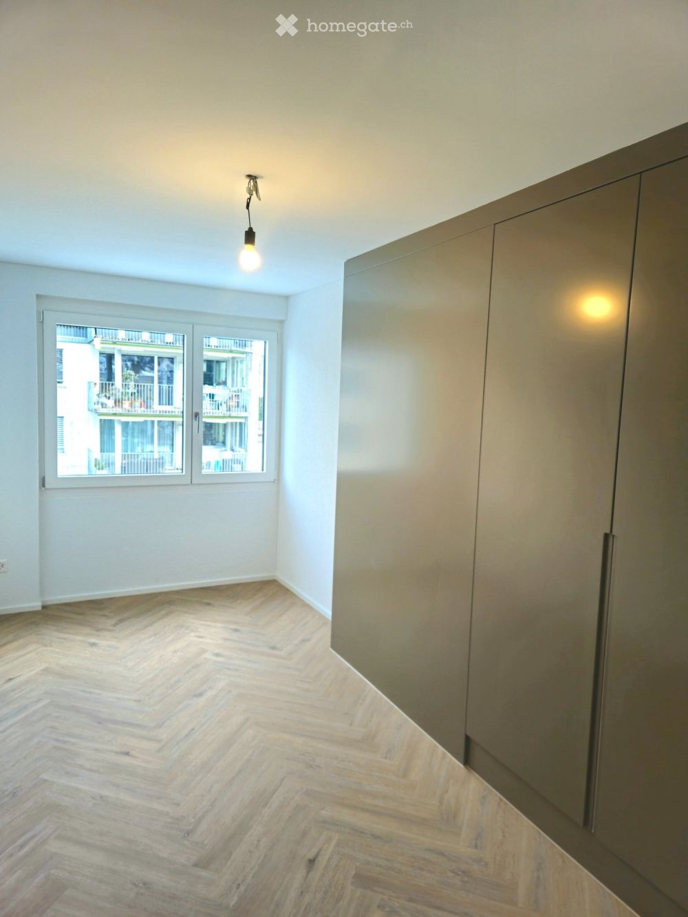 Modernes Reiheneckhaus am Stadtrand von Dietikon - Bild 5
