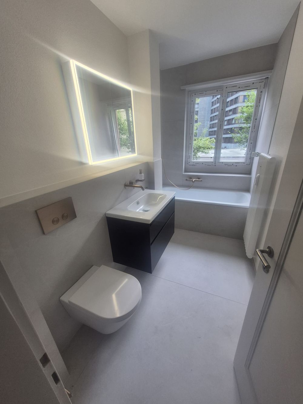 frisch sanierte 2-Zimmerwohnung beim Rosengarten - Bild 3