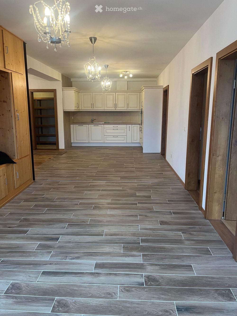 Moderne 4.5-Zimmer-Parterrewohnung - Bild 2