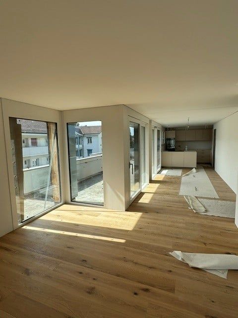 Attika-Wohnung mit grosser Terrasse - Erstbezug nach Totalsanierung - Bild 3