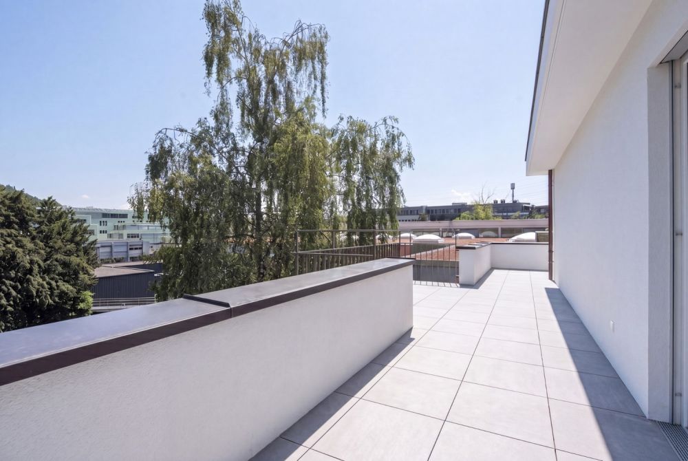 Erstbezug von exklusiver Attika-Wohnung mit XXL-Terrasse und Weitsicht! - Bild 6