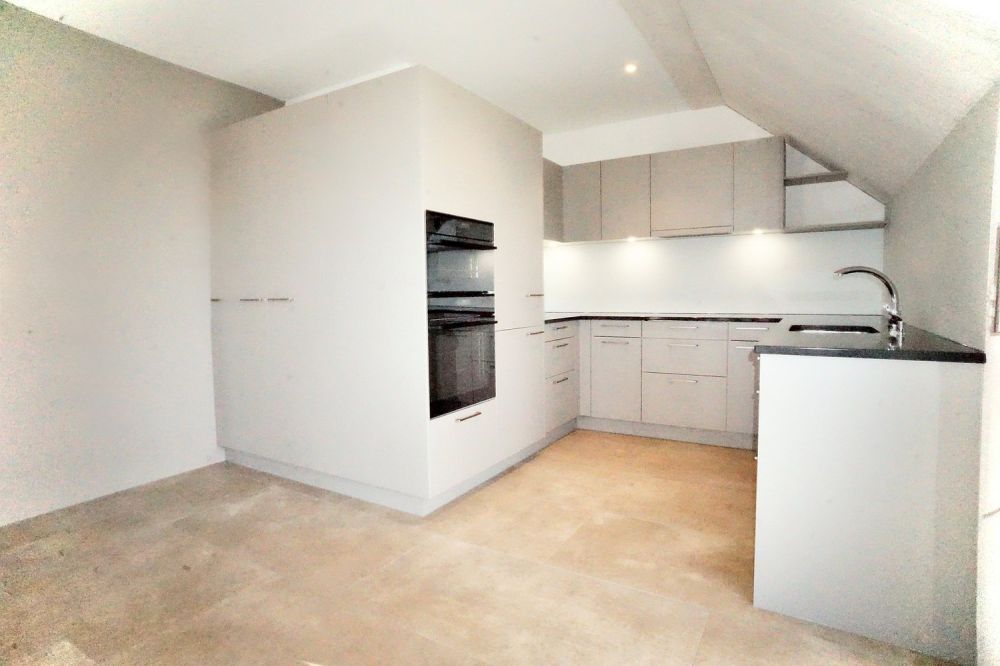 EXKLUSIVE 3.5-ZIMMERWOHNUNG AN DER WALLBACHER RHEINPROMENADE - Bild 2