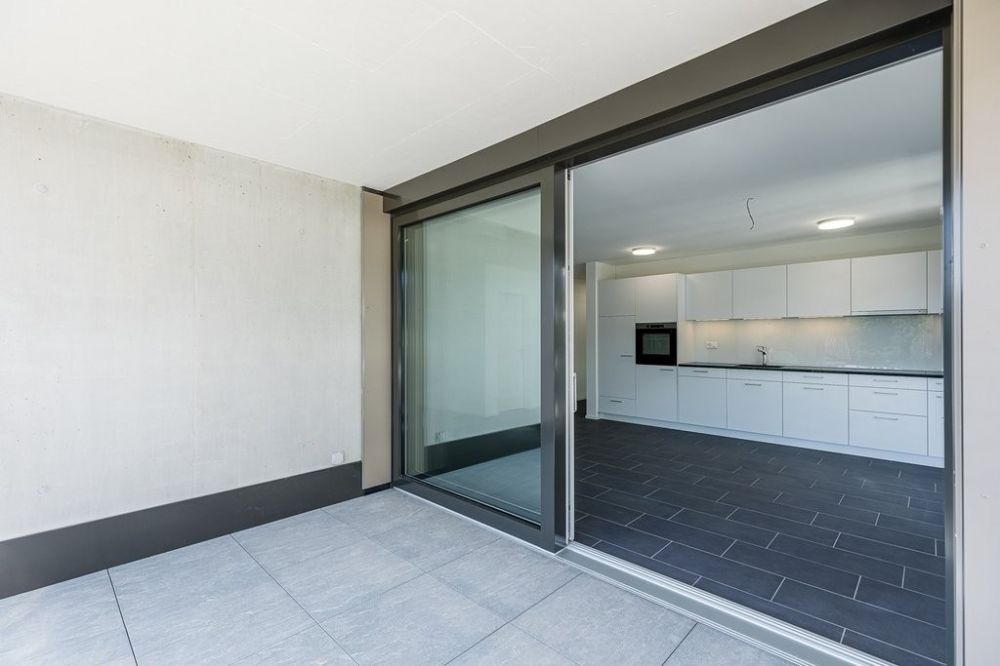 Ideal für Pendler - Balkon_mit_Blick_nach_Innen.jpg