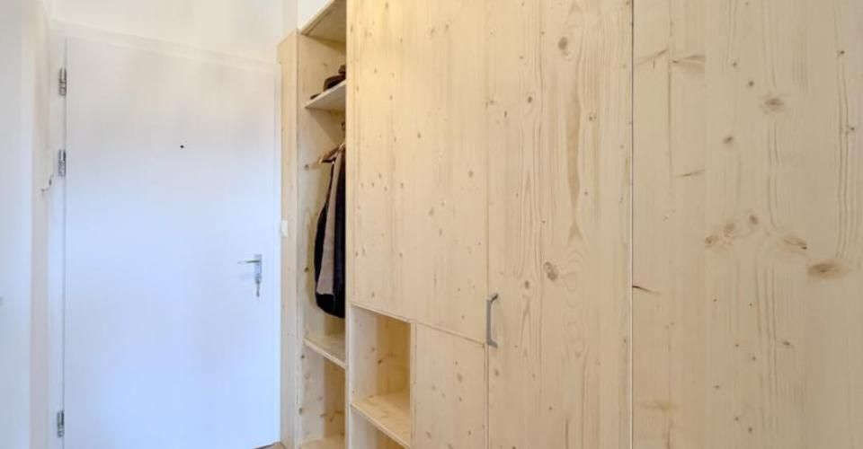 Magnifique grand studio avec alcôve au coeur de la station - Appartement meublé 1.5 pièces - image - 8