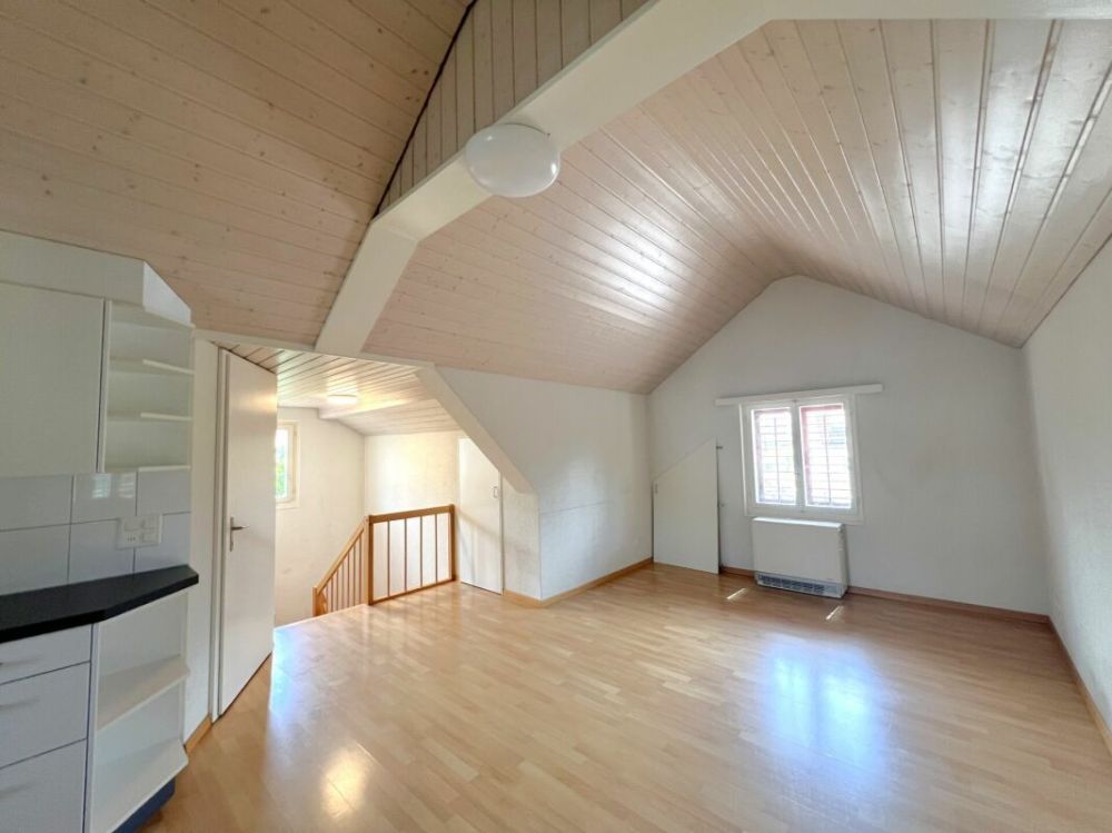 BEFRISTET - 2.5 Zimmerwohnung nähe Bahnhof Schwyz - Bild 2