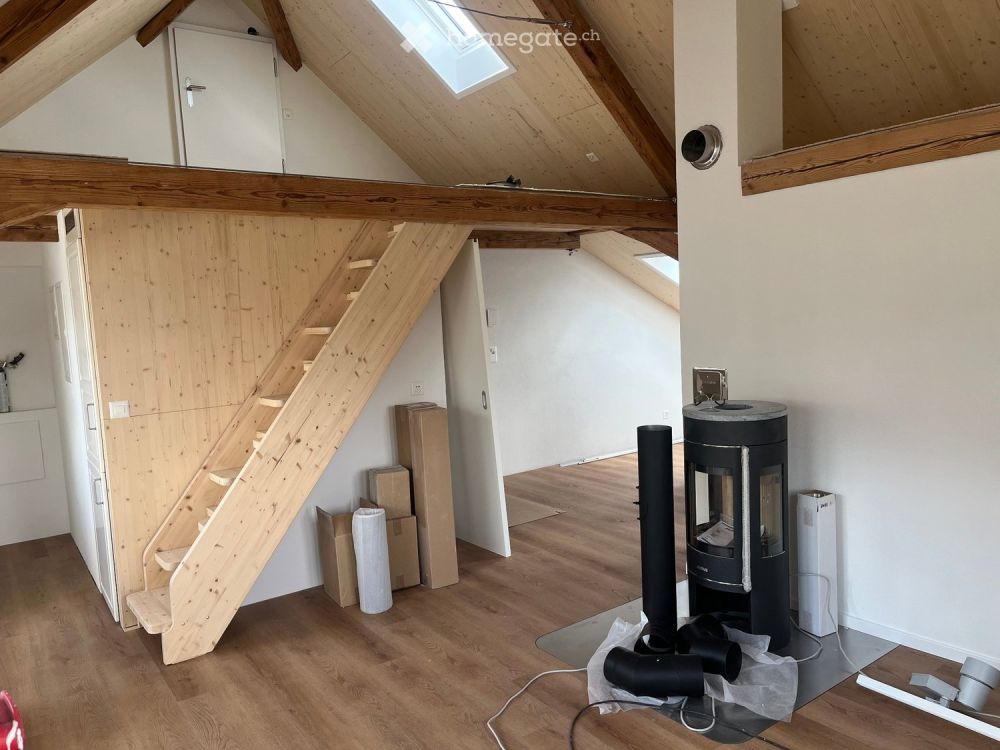 Helle 2.5-Zi-Dachwohnung in Hermiswil (Erstvermietung) - Bild 3