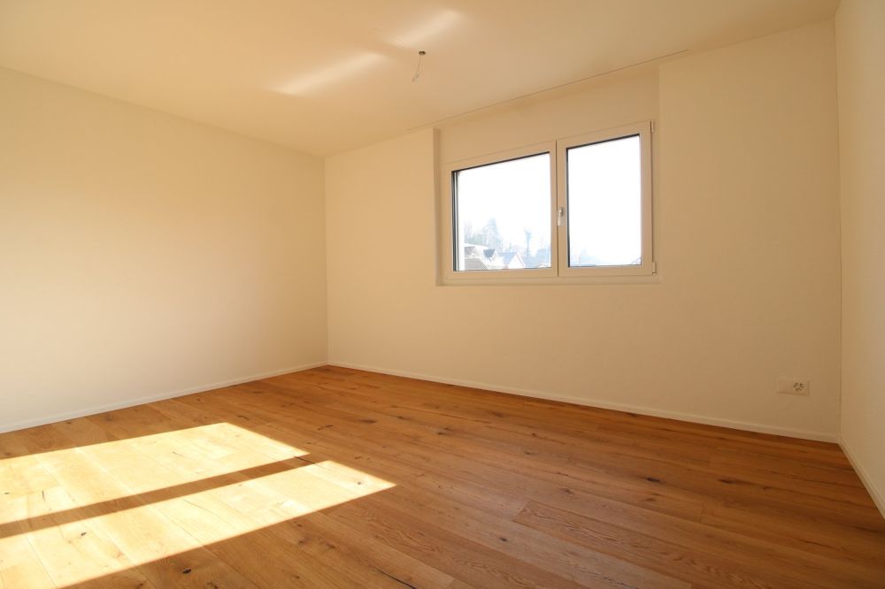 Moderne 3.5-Zimmer-Wohnung sucht neue Mieterschaft - Bild 4