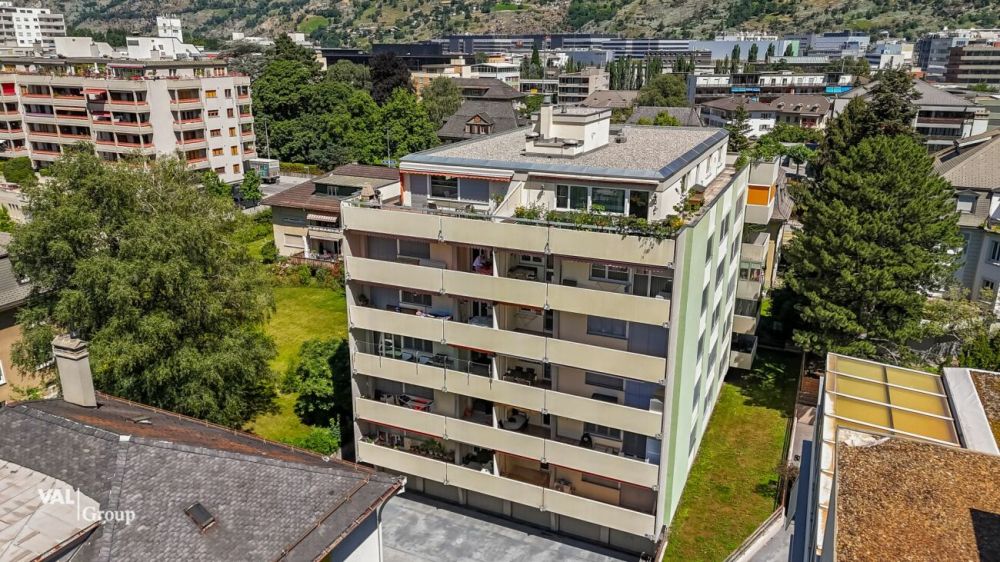 Erstbezug nach Kernsanierung: Moderne 4.5-Zimmerwohnung im Herzen von Visp - Bild 2