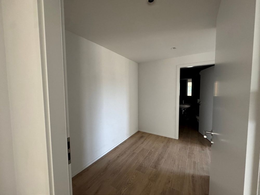 05716 - Appart. 4½ PCES - IMP. CHAMP-RIOND 7 - MATRAN - Bild 3