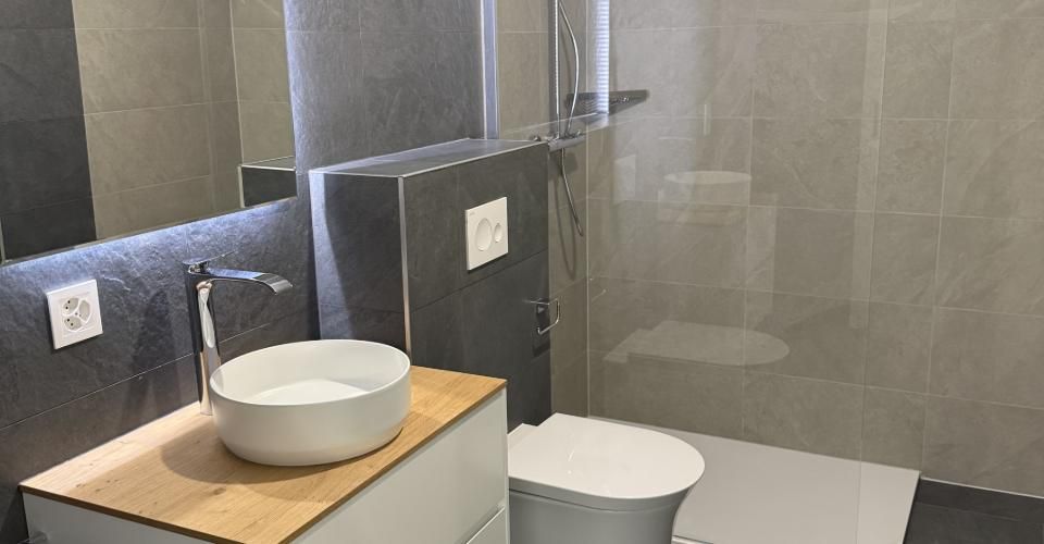 Appartement de 3.5 pièces au rez-de-chaussée avec jardin - lot 184 ALEGRIA à Uvrier - Appartement 3.5 pièces - image - 10