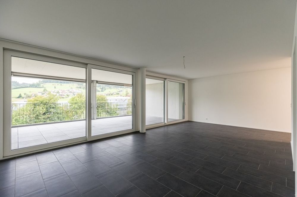 Traumwohnung in ländlicher Umgebung - 123-11-0503-Wohnbereich_mit_Balkon-1.jpg