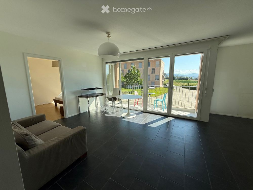 Furnished 2.5-room apartment with lake proximity in Saint-Sulpice - Bild 1
