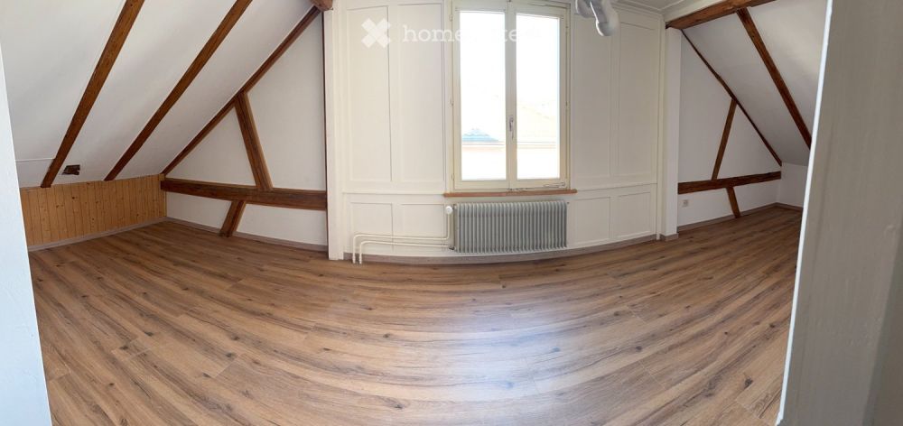 Sanierte, helle 3-Zi.Dachwohnung, Perfekte Lage - Bild 4