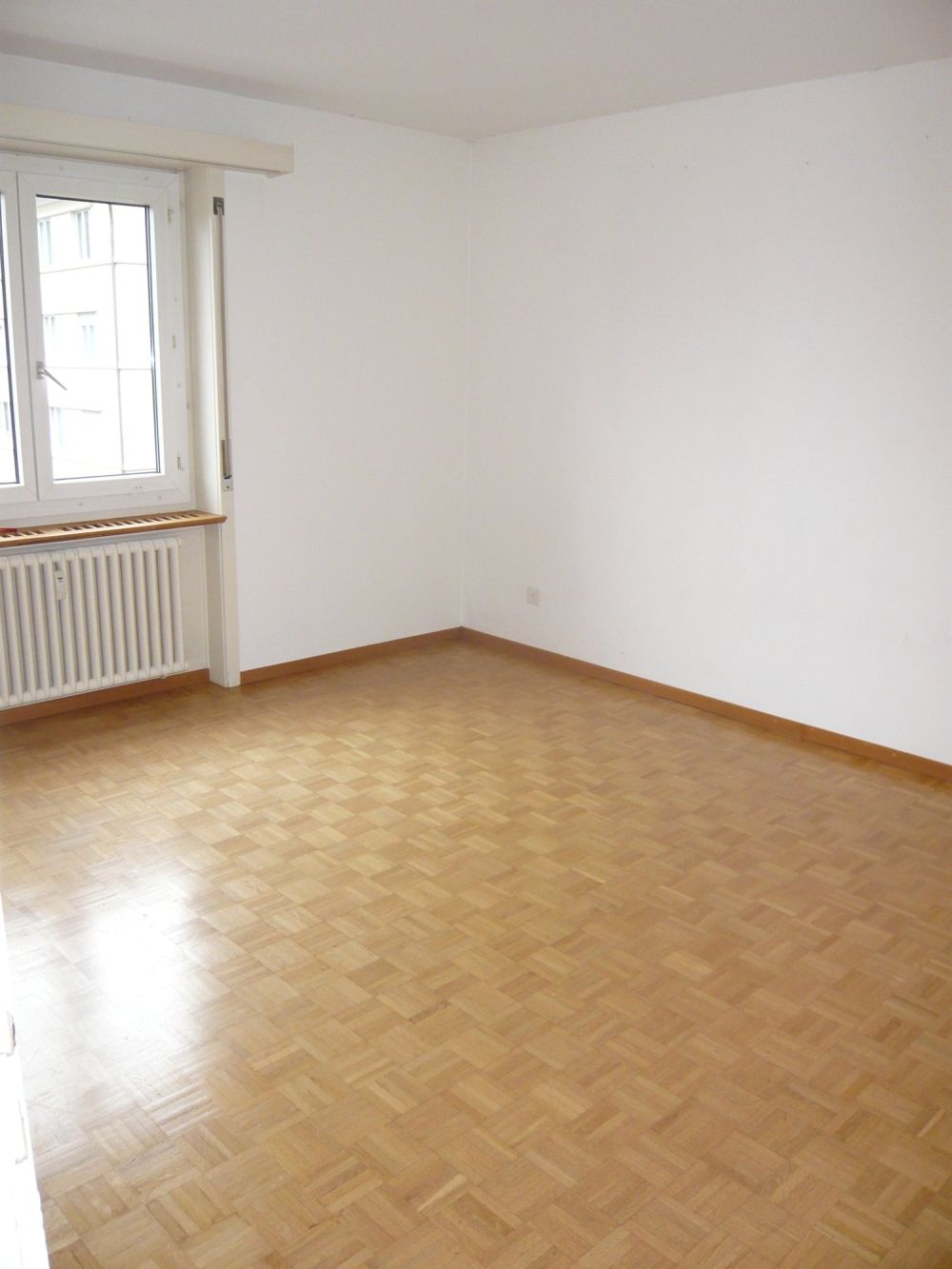 frisch sanierte 2-Zimmerwohnung beim Rosengarten - Bild 5