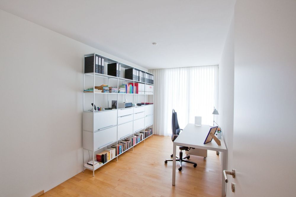 Grosszügige und hochwertige Gartenwohnung in naturnaher Umgebung - Büro W2