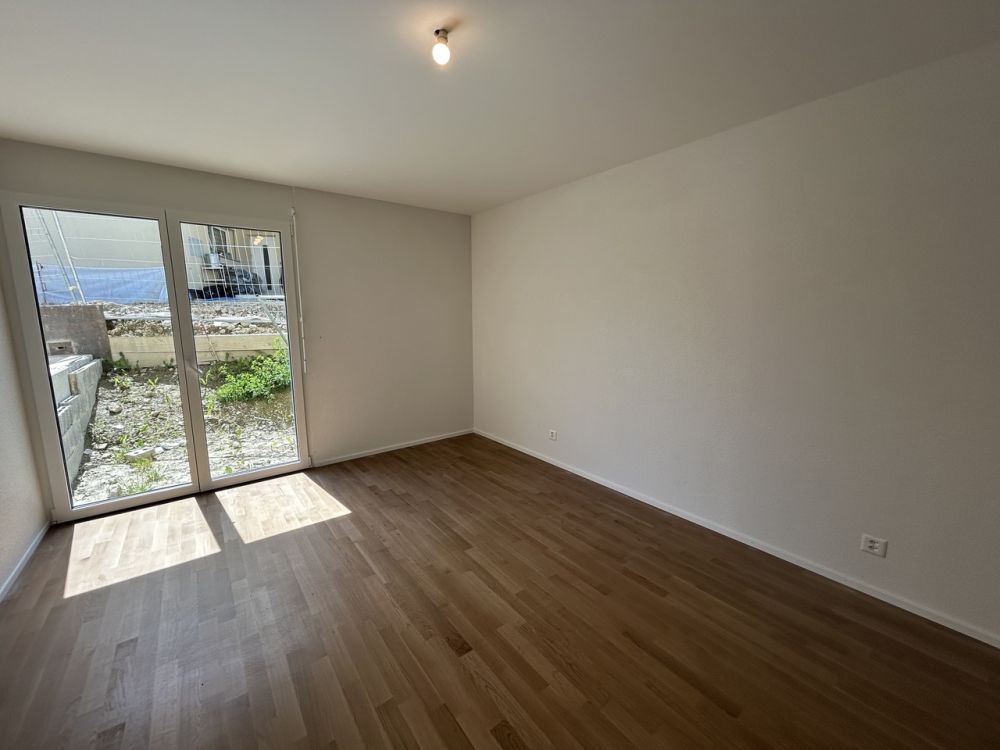 Prachtiges 4,5-Zimmer-Neubau mit großem Balkon - Bild 4