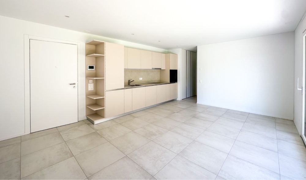 ELEGANTE 2.5 LOCALI CON GIARDINO A LUMINO (TI) - Bild 4