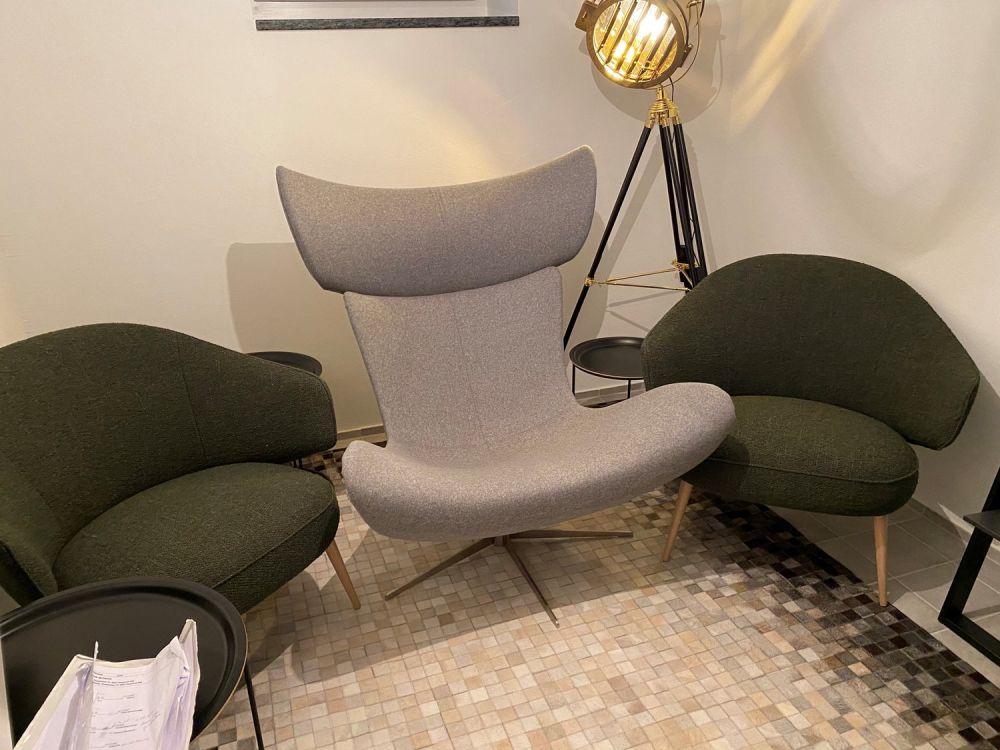 Modernes möbliertes Apartment an zentraler Lage in Kriens - TV-Room UG