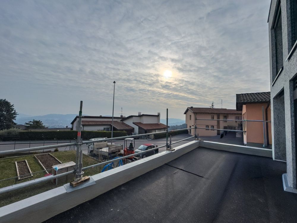 Luminoso 3.5 locali con terrazza in prima locazione a Besazio - Bild 1