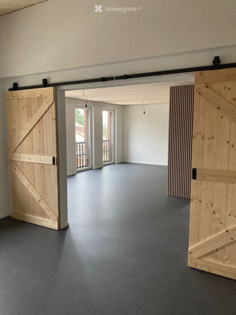 Moderne 5.5-Zimmer-Wohnung mit Garage und Balkon in Elsau - Bild 10