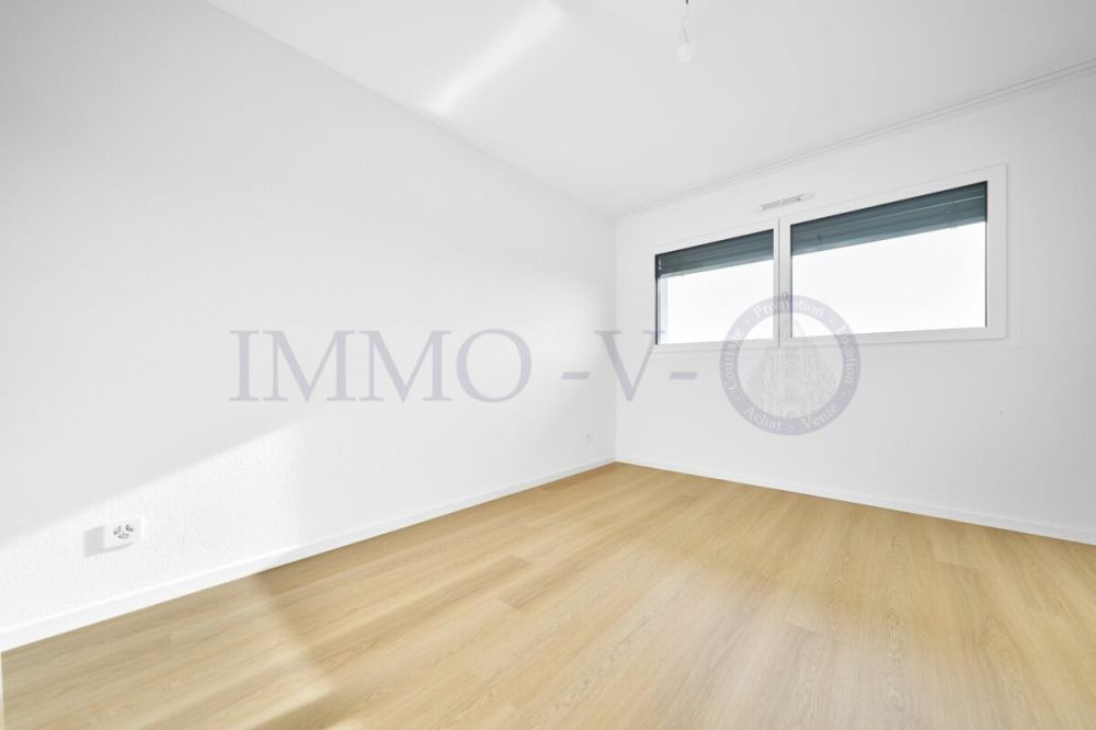 NEUVE DE STANDING AVEC JARDIN ET VUE SUR LA NATURE - Bild 9