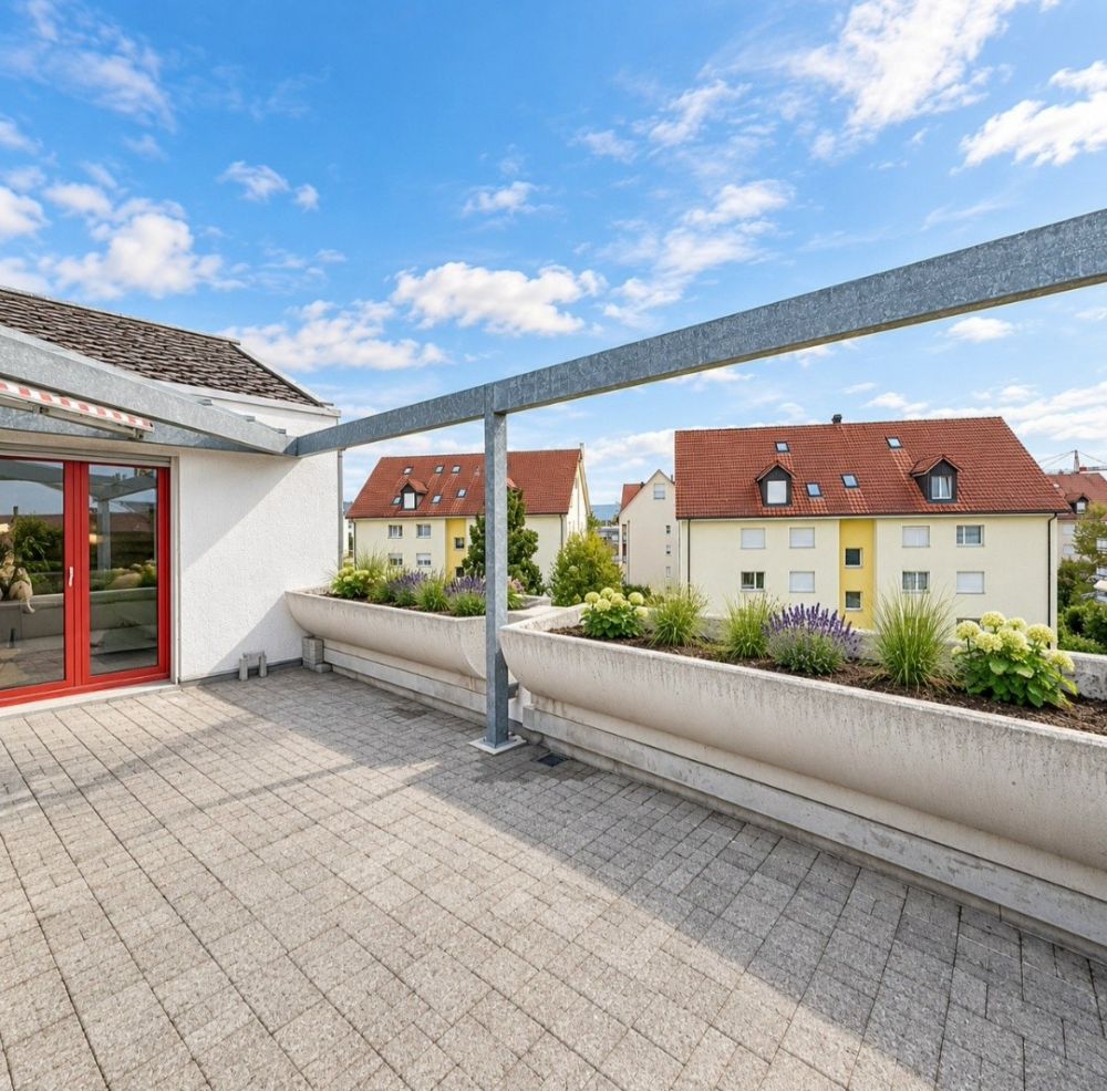 Erstbezug nach Komplettumbau  Helle 4.5-Zimmer-Wohnung mit Cheminée - Bild 7