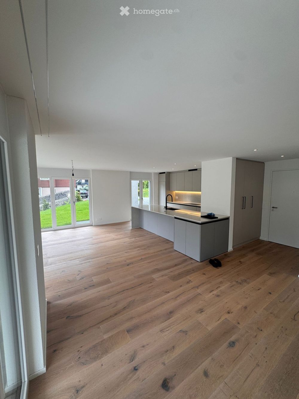 Moderne 4.5-Zimmer-Gartenwohnung in Gersau mit Bergblick und Seenähe - Bild 2