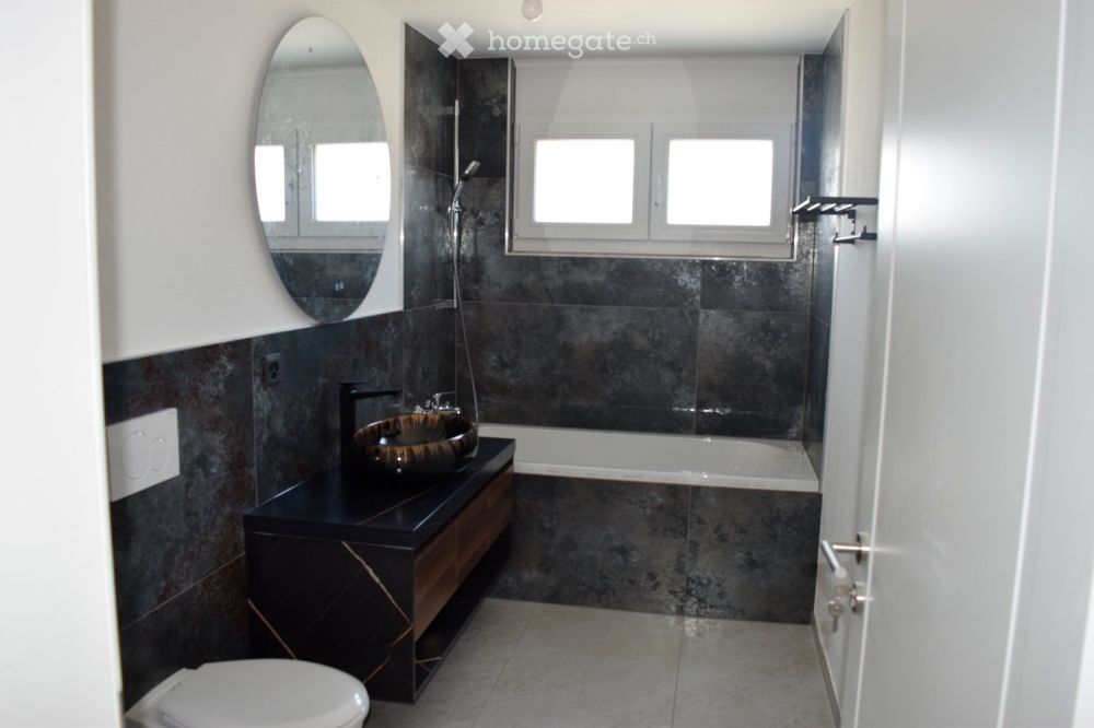 Moderne 4.5-Zimmer-Neubau-Wohnung mit Balkon in Courtaman - Bild 5