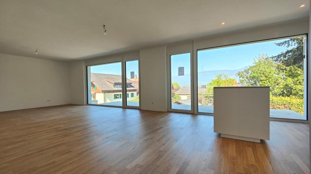 Erstvermietung: 4.5-Zimmerwohnung 120m2 EG und OG (ab 01.05.2026) - Bild 1