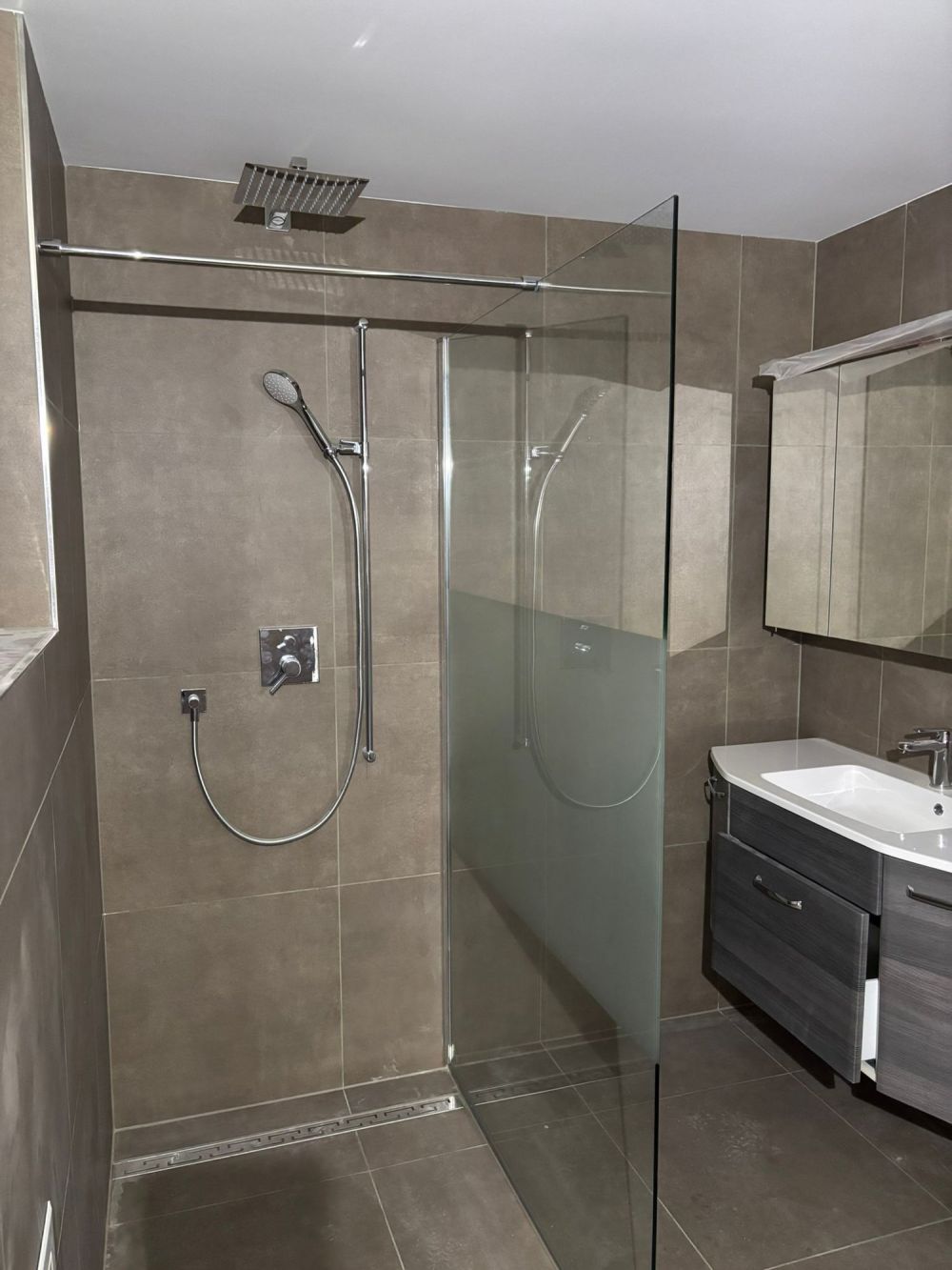 Charmante Wohnung mit zwei Sitzplätzen in wunderschön umgebauten Bauernhaus - Bild 4